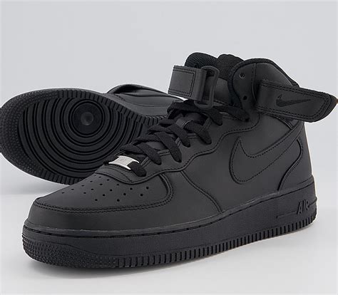 air force 1 black trainers